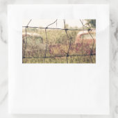 Landelijke Junkyard, Vechicles Rusting Away in a F Rechthoekige Sticker (Tas)