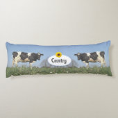 Landelijke Koeien op Sky Blue Gepersonaliseerd Lichaamskussen (Achterkant)