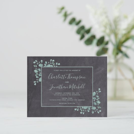 Landelijke krijtbord Eucalyptus Bladeren Groene Tu Uitnodiging Briefkaart (Staand voorkant)