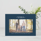 Landelijke monogram donkerblauwe kerstfoto kaart (Staand voorkant)