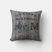 Landelijke Retro Kasteel Wijnvat Monogram Kussen (Voorkant)