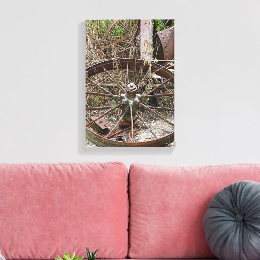 Landelijke verlaten metalen voorwerpen canvas afdruk (Insitu (Woonkamer))