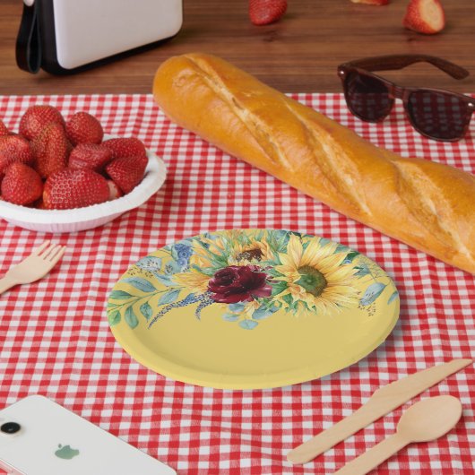 Landelijke zonnebloemen en rozen bloemstuk geel papieren bordje (Picknick)