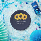 Landelijke zonnebloemen op Bord met blauw papier (Feest)