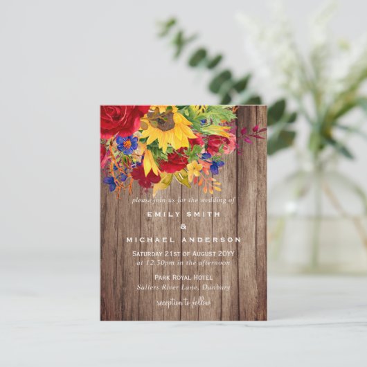 Landelijke zonnebloemen rode rozen houten trouwkaa feestdagenkaart (Staand voorkant)