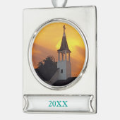 Landenkerk Verzilverd Banner Ornament (Links)