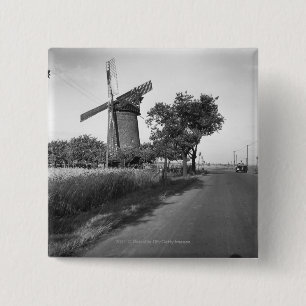 Landenweg en traditionele windmolen vierkante button 5,1 cm