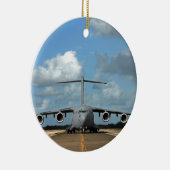 landing van militair vrachtvliegtuig keramisch ornament (Rechts)