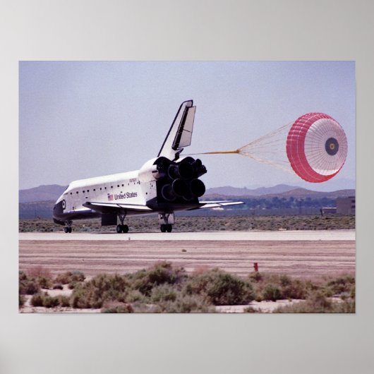Landing van Space Shuttle Endeavor (STS-49) Poster (Voorkant)