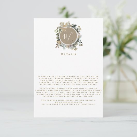 Landkreis Floral Monogram met grote details RSVP Kaartje (Staand voorkant)