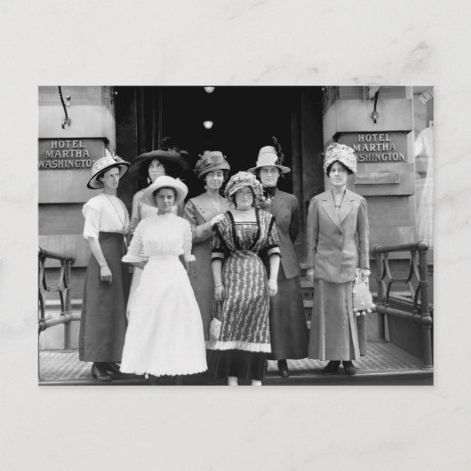 Landmeisjes nemen New York, 1910 Briefkaart (Voorkant)