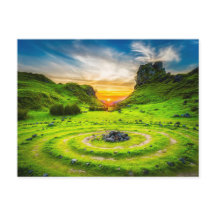 Landmerk op zonsondergang