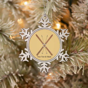 Landoverschrijdende huiden en polen tin sneeuwvlok ornament