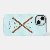 Landoverschrijdende ski's op sneeuwdoos iPhone 15 Case (Achterkant horizontaal)