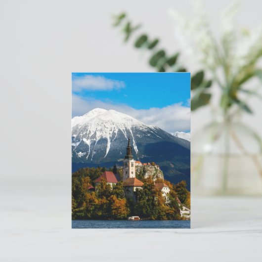 Landschap in het meer van Bled in de herfst Briefkaart (Staand voorkant)