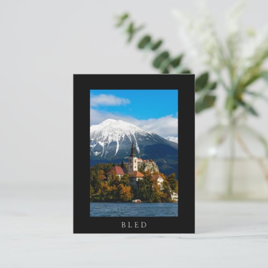 Landschap in het meer van Bled in de herfst Briefkaart (Staand voorkant)