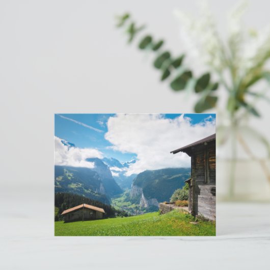 Landschap in Lauterbrunnen vallei in Zwitserland Briefkaart (Staand voorkant)