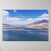 Landschap met Brahmaputra rivier en bergen - Tibet Poster (Voorkant)