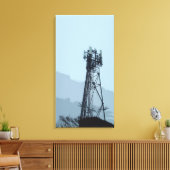 Landschap met mobiele signaaltoren. canvas afdruk (Insitu (Woonkamer))