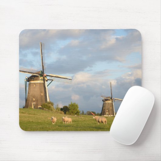 Landschap met windmolens en schapen muismat (Met muis)