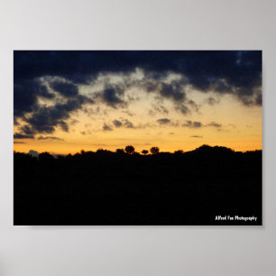 Landschap Silhouet in Schemer Poster