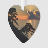 Landschap van het meer Sky Clouds Gedateerde Foto Ornament (voorkant)