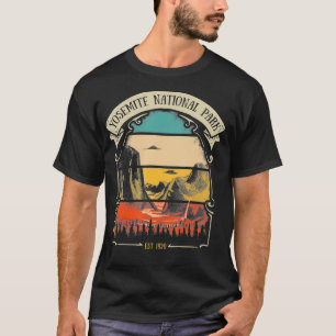 Landschap Yosemite National Park Retro Tunnel Uitz T-shirt