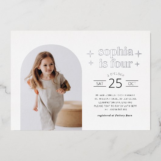 Landschap Zilveren Verjaardagsuitnodiging met Boog Folie Uitnodiging (Voorkant)