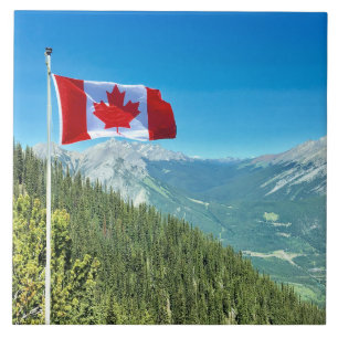 Landschapsfoto met Canadese vlag Tegeltje