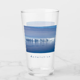 Landschapsfoto van Antarctica ijsberg met witte te Glas