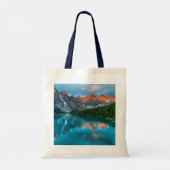 Landschapsfoto van bergen en meer tote bag (Achterkant)