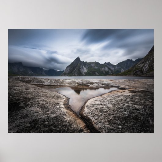 Landschapsfoto van de bergeilanden van de Lofoten Poster (Voorkant)