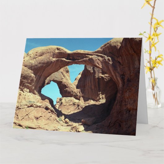 Landschapsfoto van Double Arch Utah Kaart (Gele Bloem)
