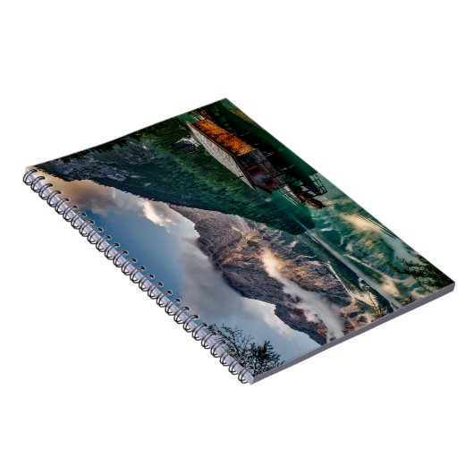 Landschapsfoto van het Italiaanse bergmeer Notitieboek (Rechterzijde)