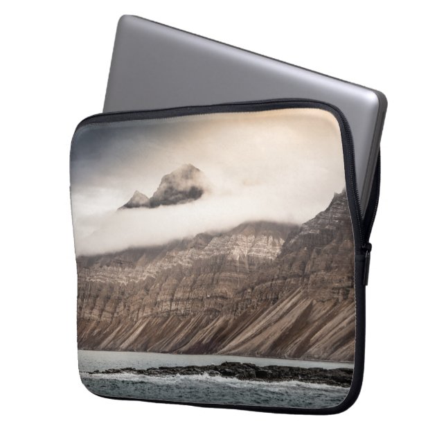 Landschapsfoto van Svalbard Laptop Sleeve (Voorkant Links)