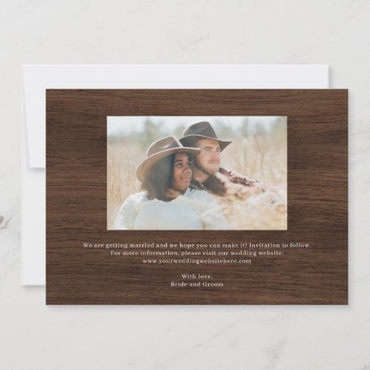 Landzijde bijtende bruiloft bespaart de datum-Kaar Kaart (Achterkant)