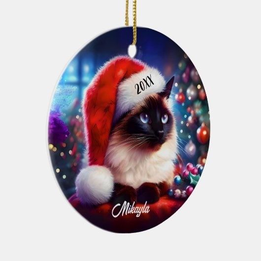 Lang Haar Siamese Kat in een Kerstmuts Kerstmis Keramisch Ornament (Rechts)