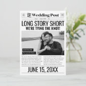 Lang verhaal Korte bruiloft Bewaar de datum Krant Feestdagenkaart (Staand voorkant)