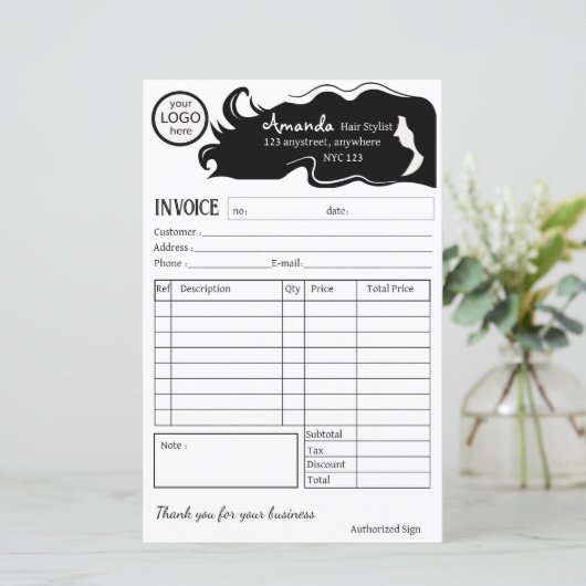 Lang Zwart Haar Vrouw Haar Stylist (Staand voorkant)