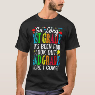 Lange 1e klas... het is een vage blik op 2e klas. t-shirt