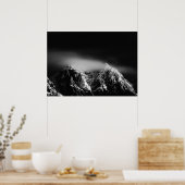 Lange en witte wolken over de bergen poster (Keuken)