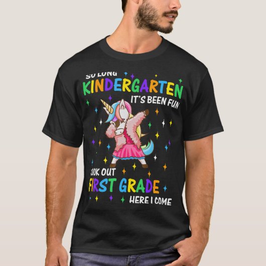Lange kleuterschool 1e klas hier kom ik studeren t-shirt (Voorkant)