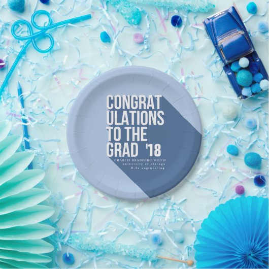 LANGE SCHADUWCONGRATEN AAN HET AFSTUDEERDER PAPIEREN BORDJE (Feest)