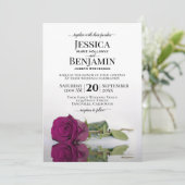 Lange Stemmed Cassis Paars Roos Elegant Wedding Kaart (Staand voorkant)