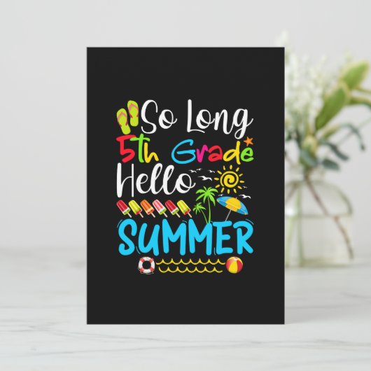 Lange vijfde klas Hallo zomerdag op school. Save The Date (Staand voorkant)