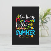 Lange voorschoolse Hallo zomerdag op school. Save The Date (Staand voorkant)