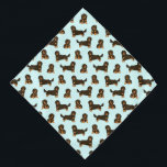 Langharige Dachshund Bandana<br><div class="desc">Dit ontwerp bevat een schattige,  langharige dachshunds. Pas dit ontwerp aan door een achtergrondkleur van uw keus te selecteren.</div>