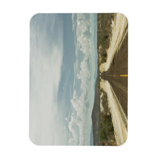 Langs de rechte weg door het Mexicaanse landschap Magneet (Verticaal)
