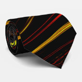 Langs de zwarte achtergrond met roodbruine golflen stropdas (Opgerold)