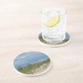 Langs een afgelegen strand zandsteen onderzetter (Zijkant)